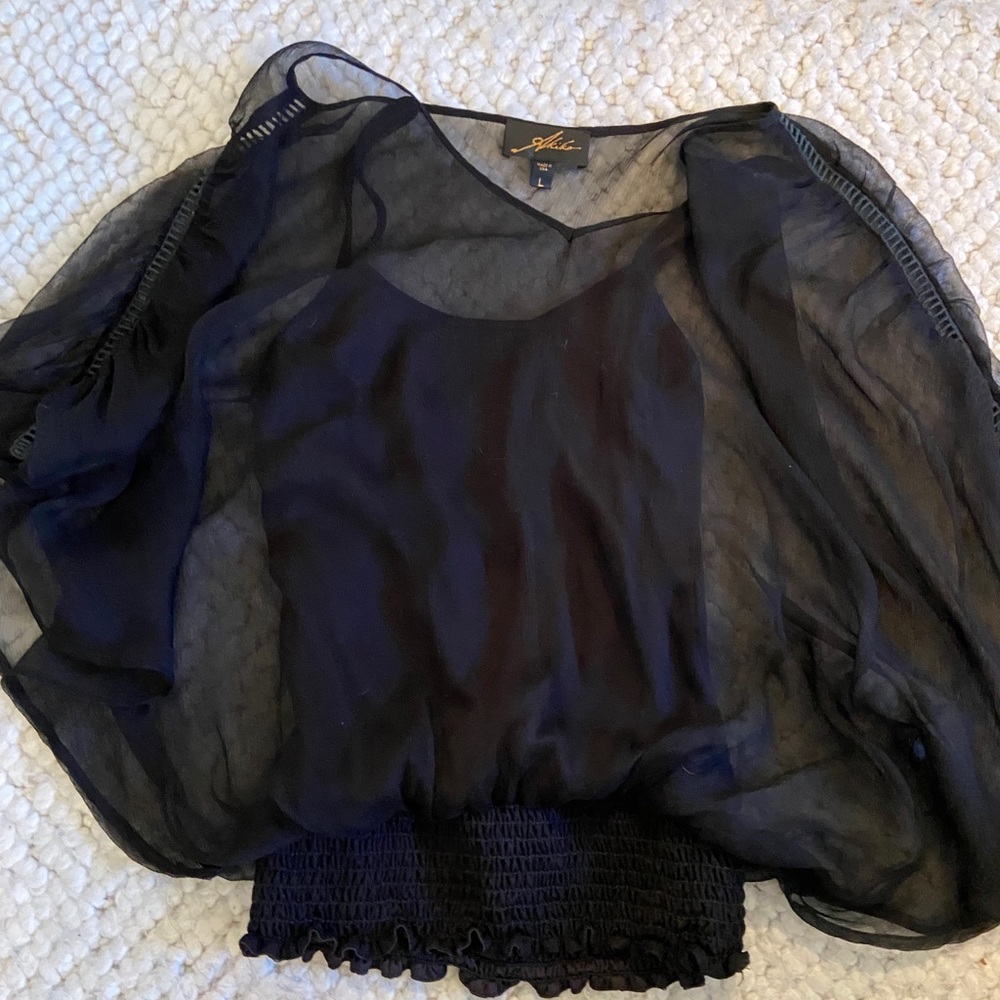 akiko black blouse